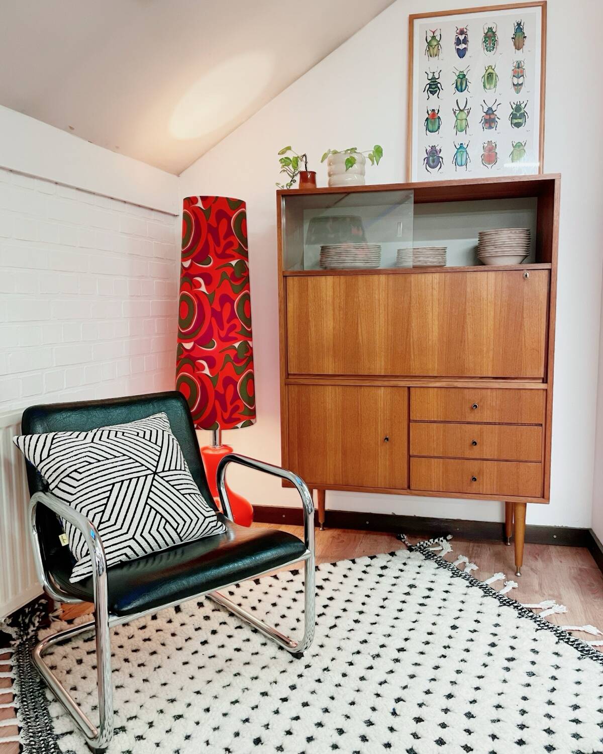Large retro 70s opaline lamp