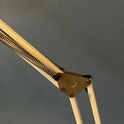 Lampe de bureau vintage avec mécanisme de pince