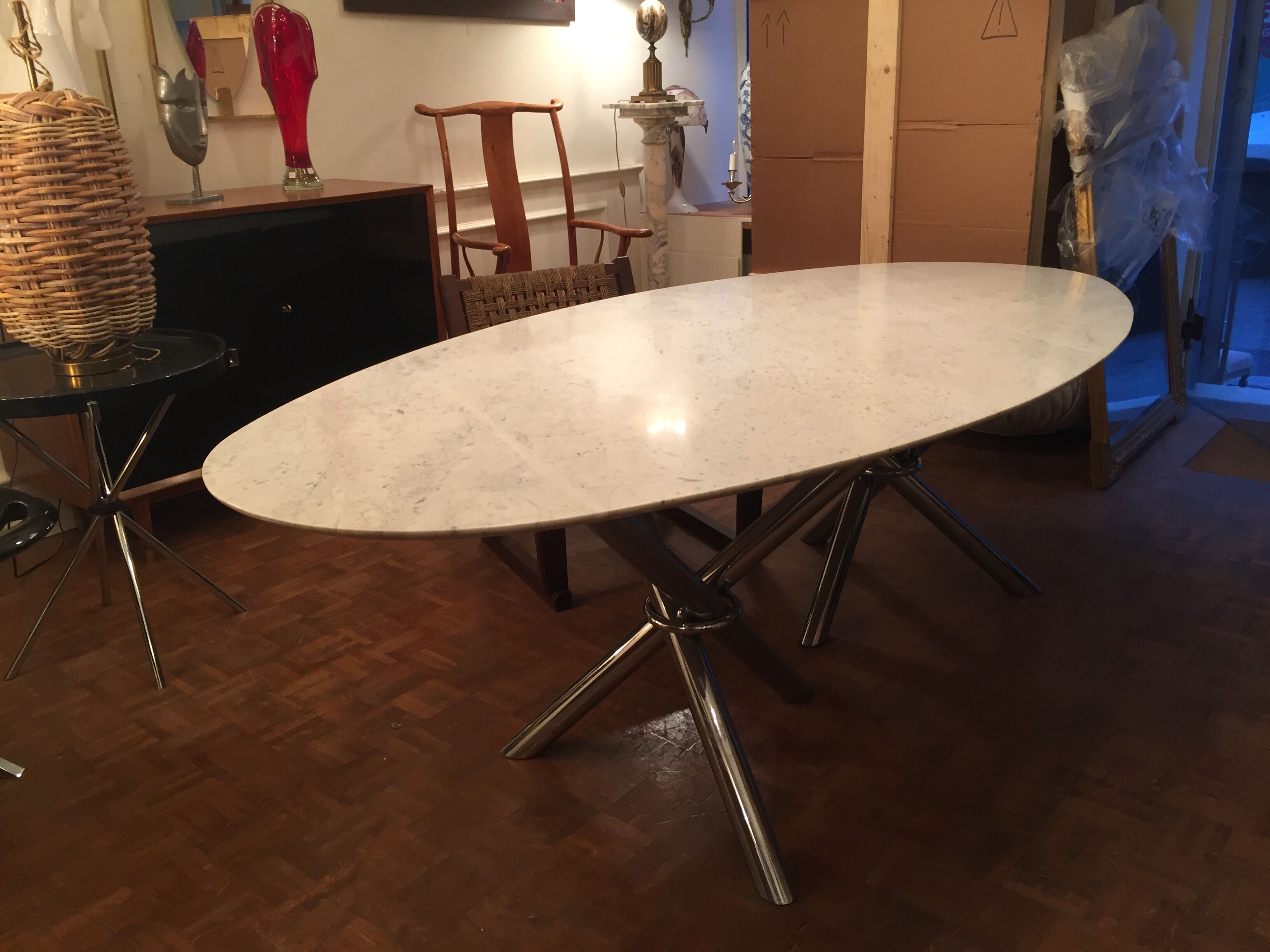 Table marble year 50 chrome foot