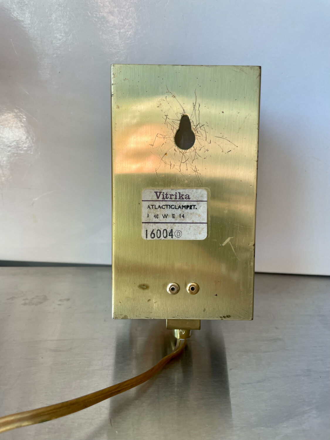 Scandinavian midcentury wall light in crystal and brass