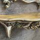 Ancien miroir et console murale en bois sculpté