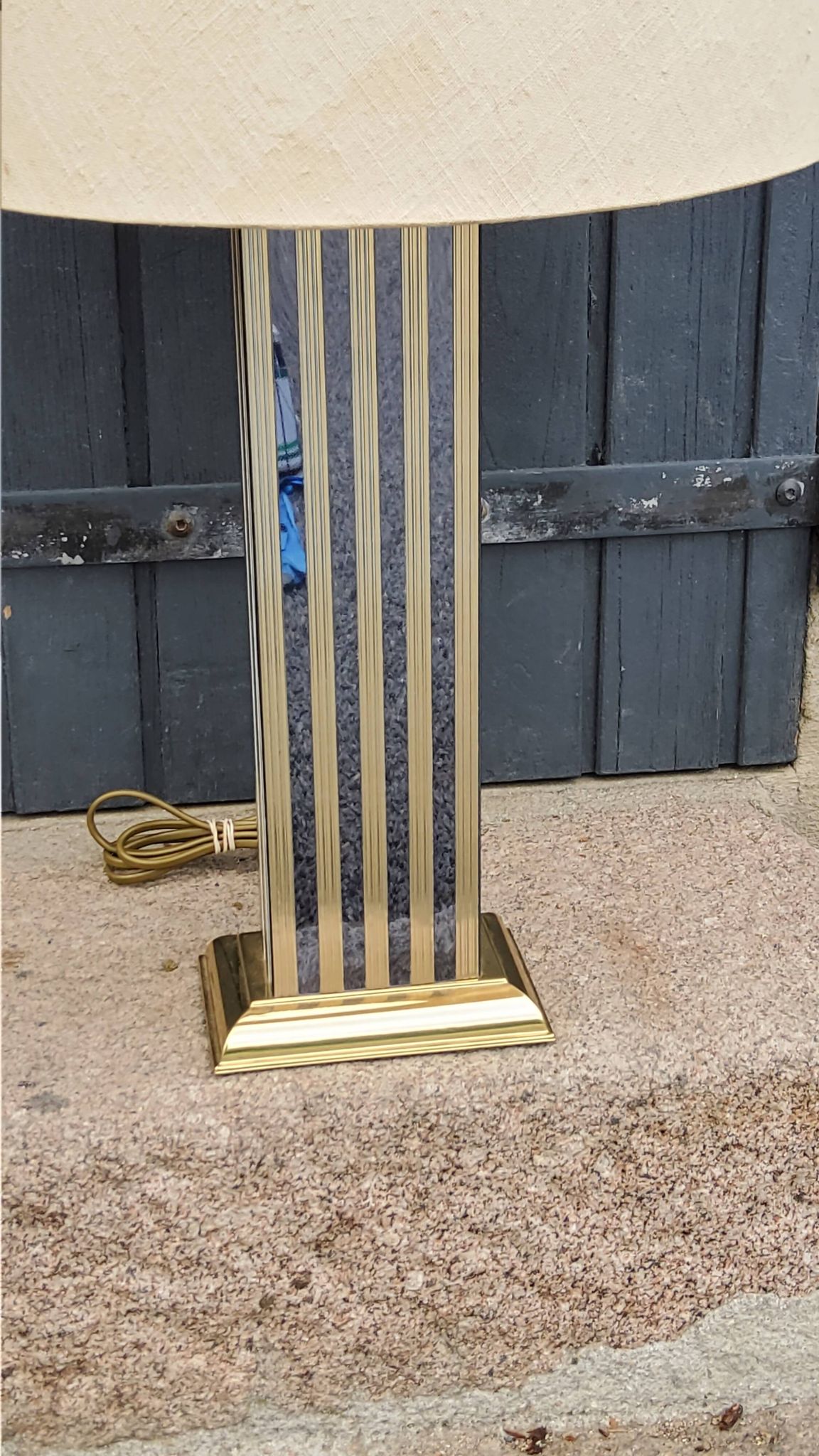 Hollywood Regency style Le Dauphin lamp from the 70s/80s in gilded brass and silver metal