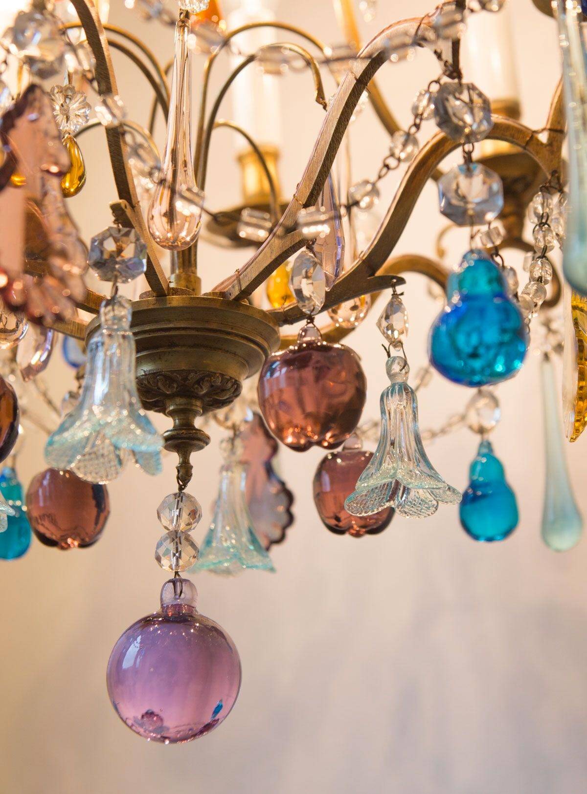 Large chandelier brass fruit crystal color 8 arms