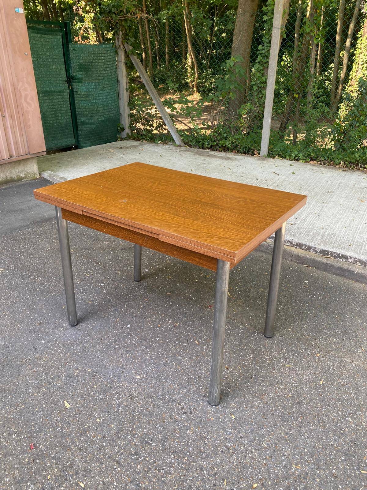 Table de cuisine extensible en bois et acier Cuisines You France 1980