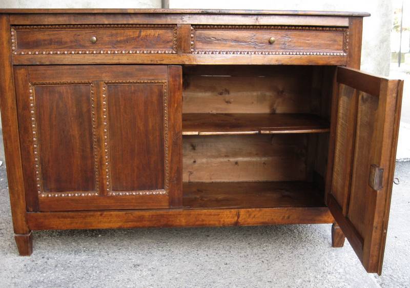 19th-century low enfilade in Biedermeier style
