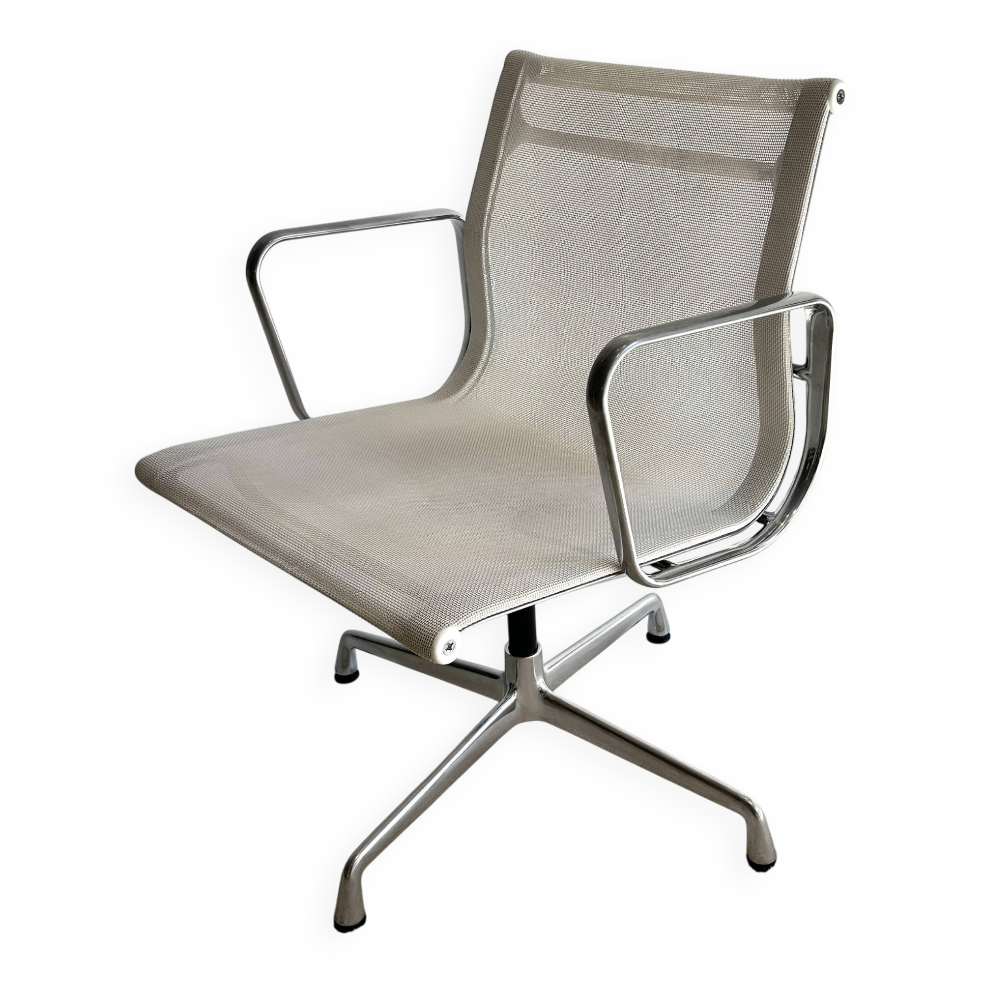 Eames EA108 swivel chair Vitra