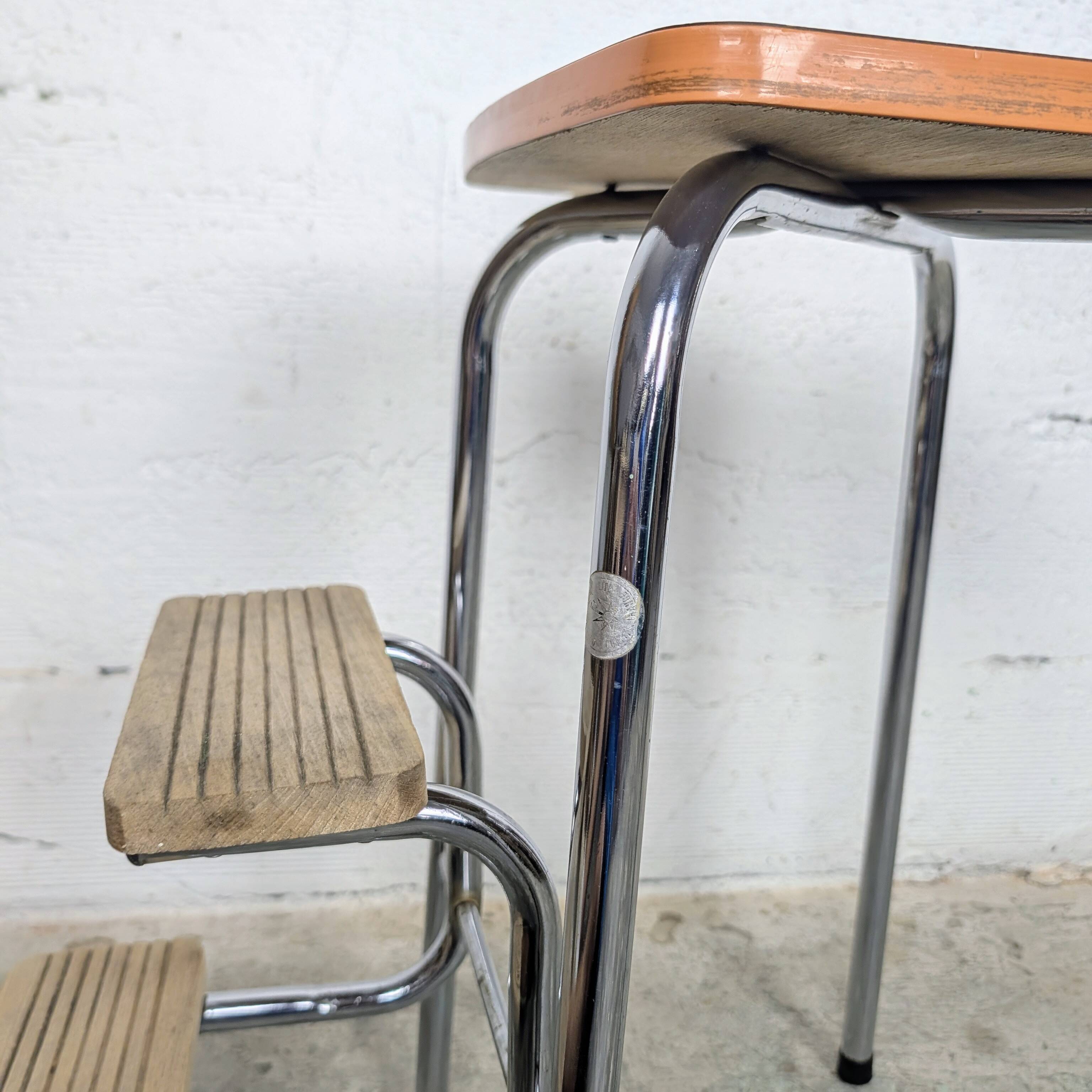 Escabeau marche pied vintage