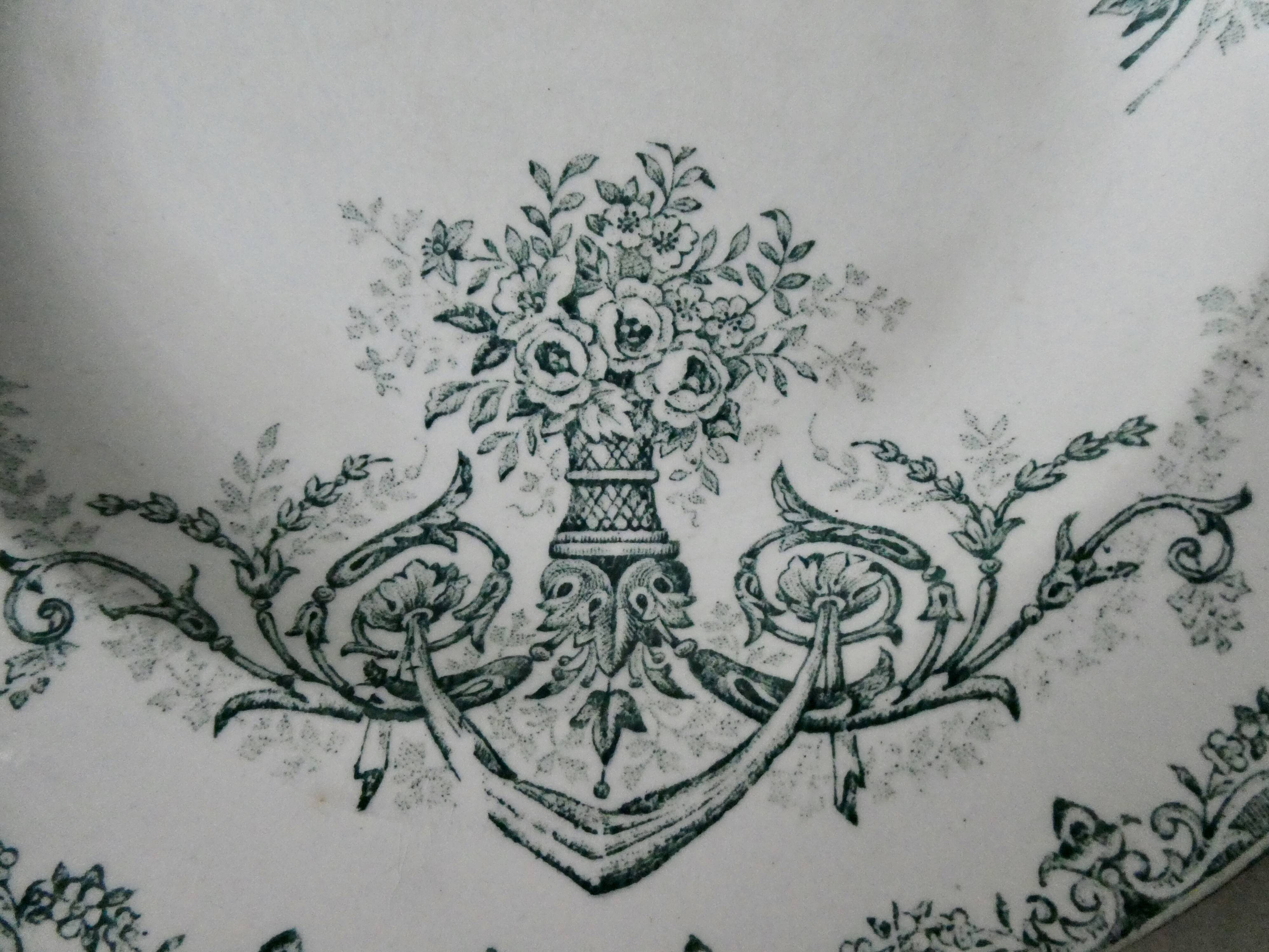 Chevreuse Hollow Plate, Amandine Society, Iron Land