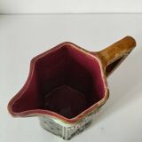 Slip pitcher from the Onnaing Earthenware Factory