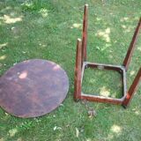 Table ronde en bois cerclée ancienne