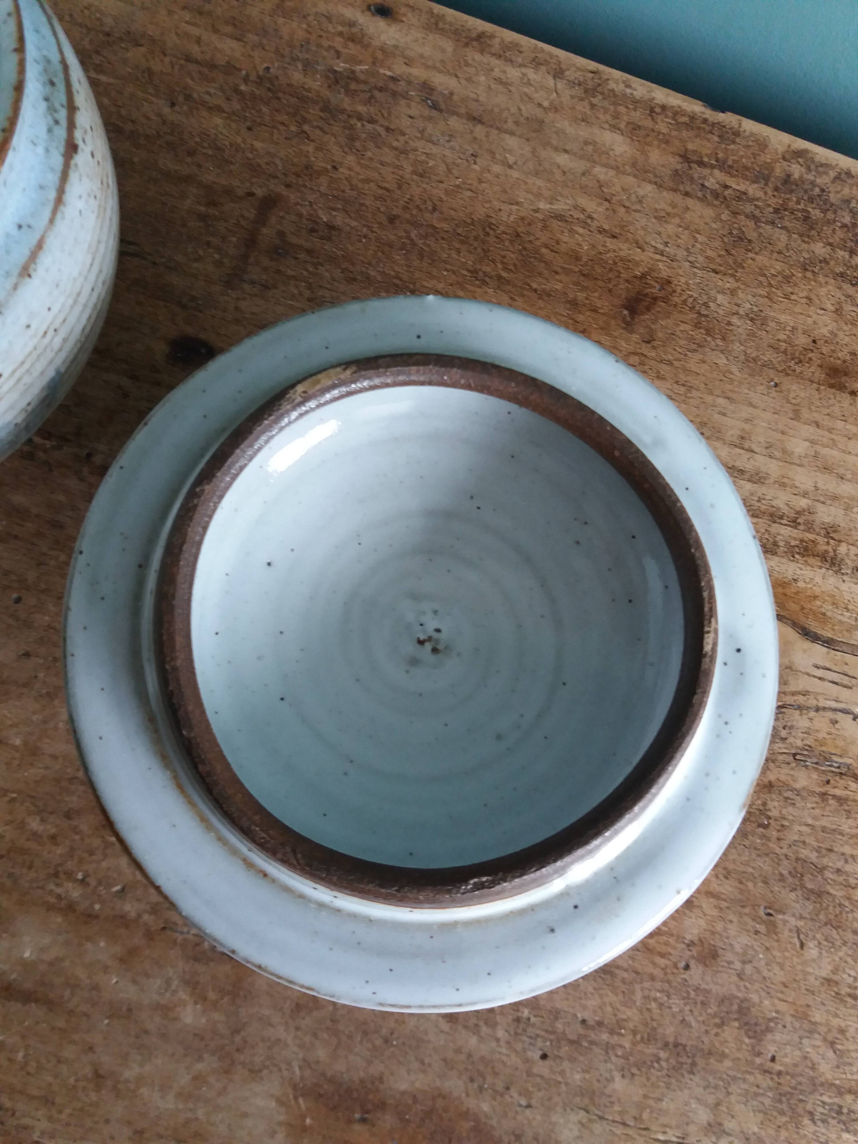 Ceramic pot, signed Atch, Chantal and Thierry Robert