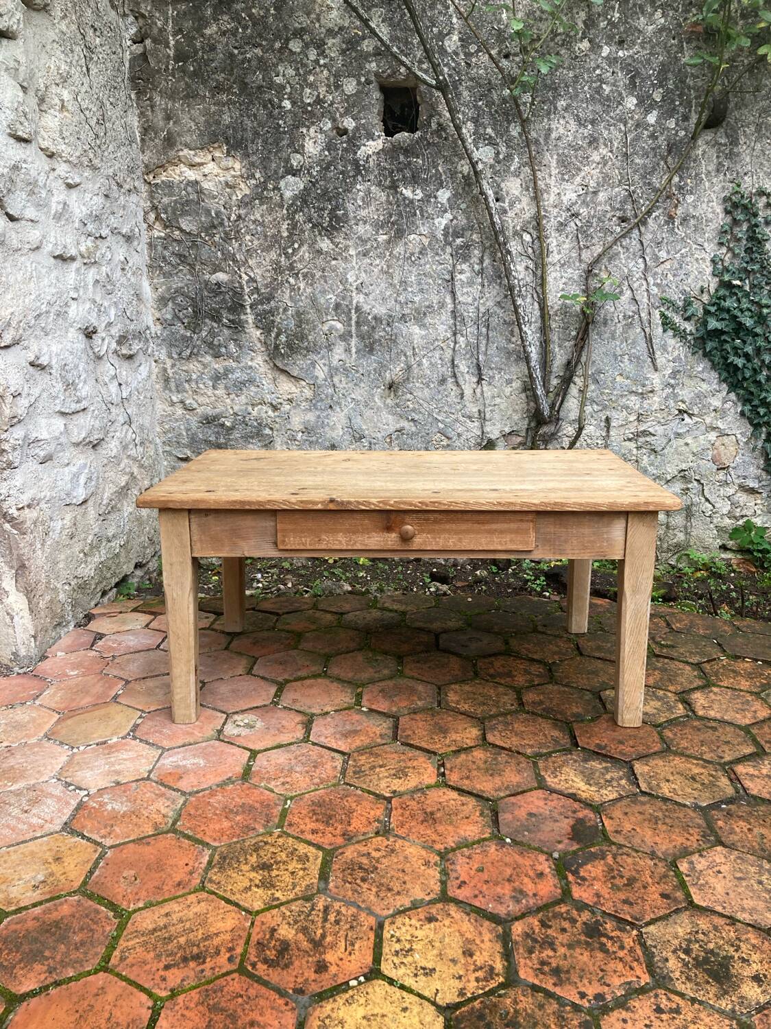 Vintage farmhouse coffee table