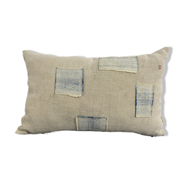 Coussin en toile ancienne style Kilim