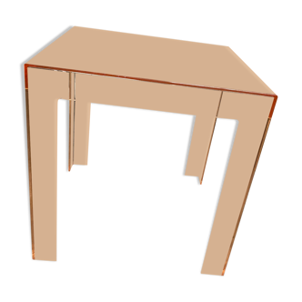 Table basse en plexiglas