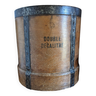 Double decaliter grain measure