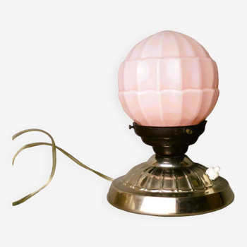 Lampe de table Art Déco portugaise avec globe en opaline rose