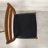 Series of 4 Scandinavian chairs