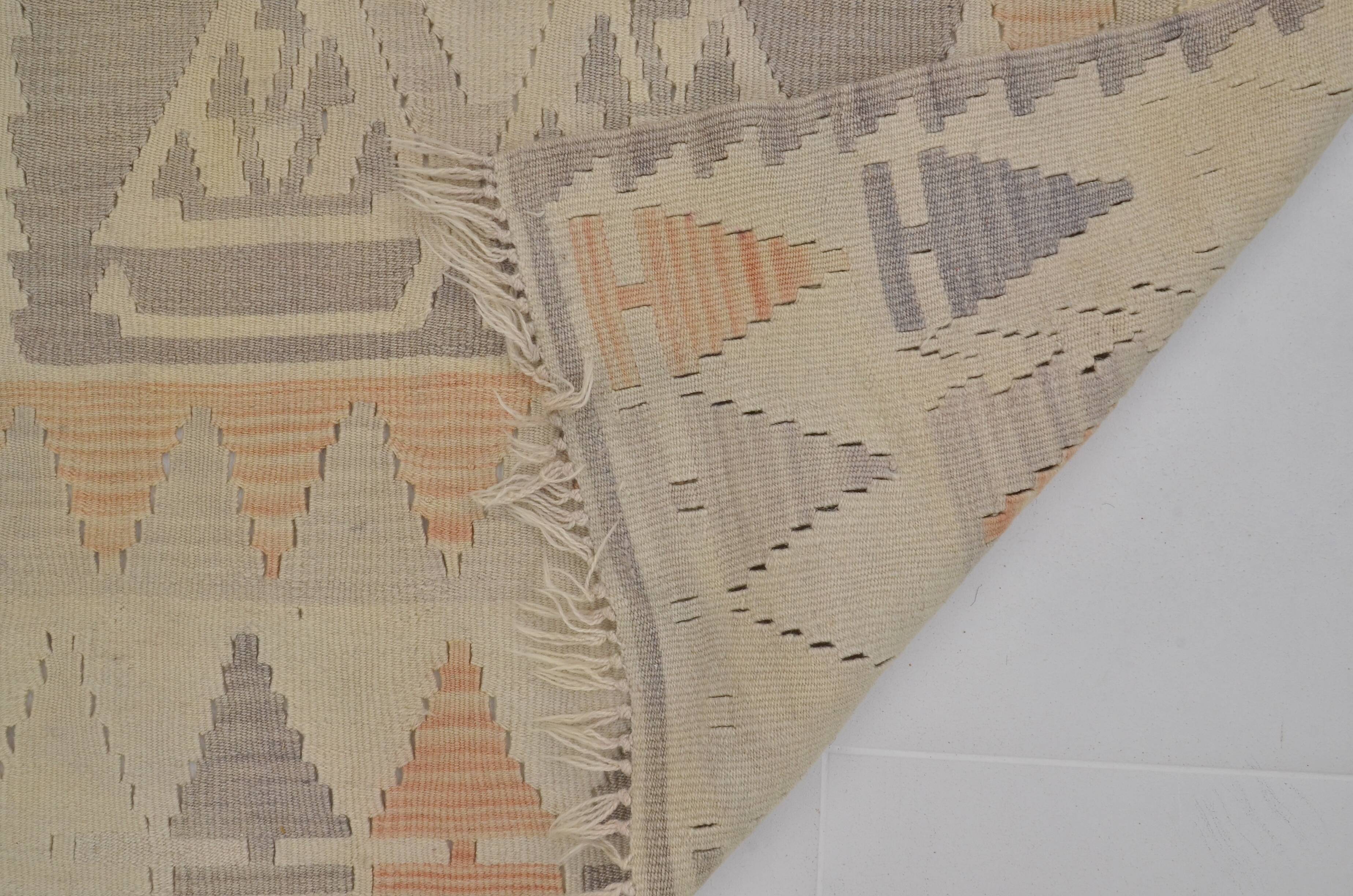 Vintage Anatolian Turkish Kilim Rug  sku 1705