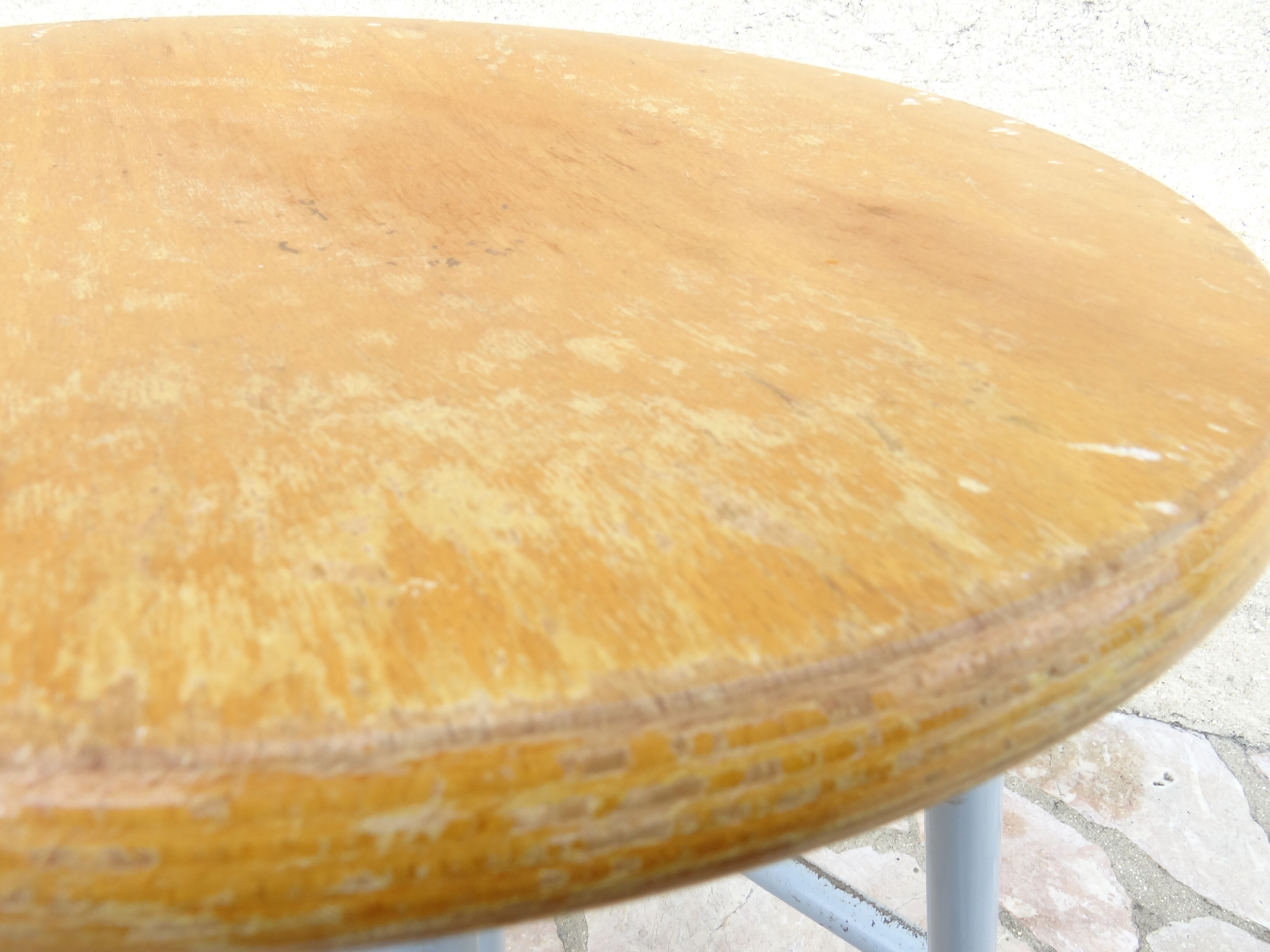 UNIC 1950 screw stool