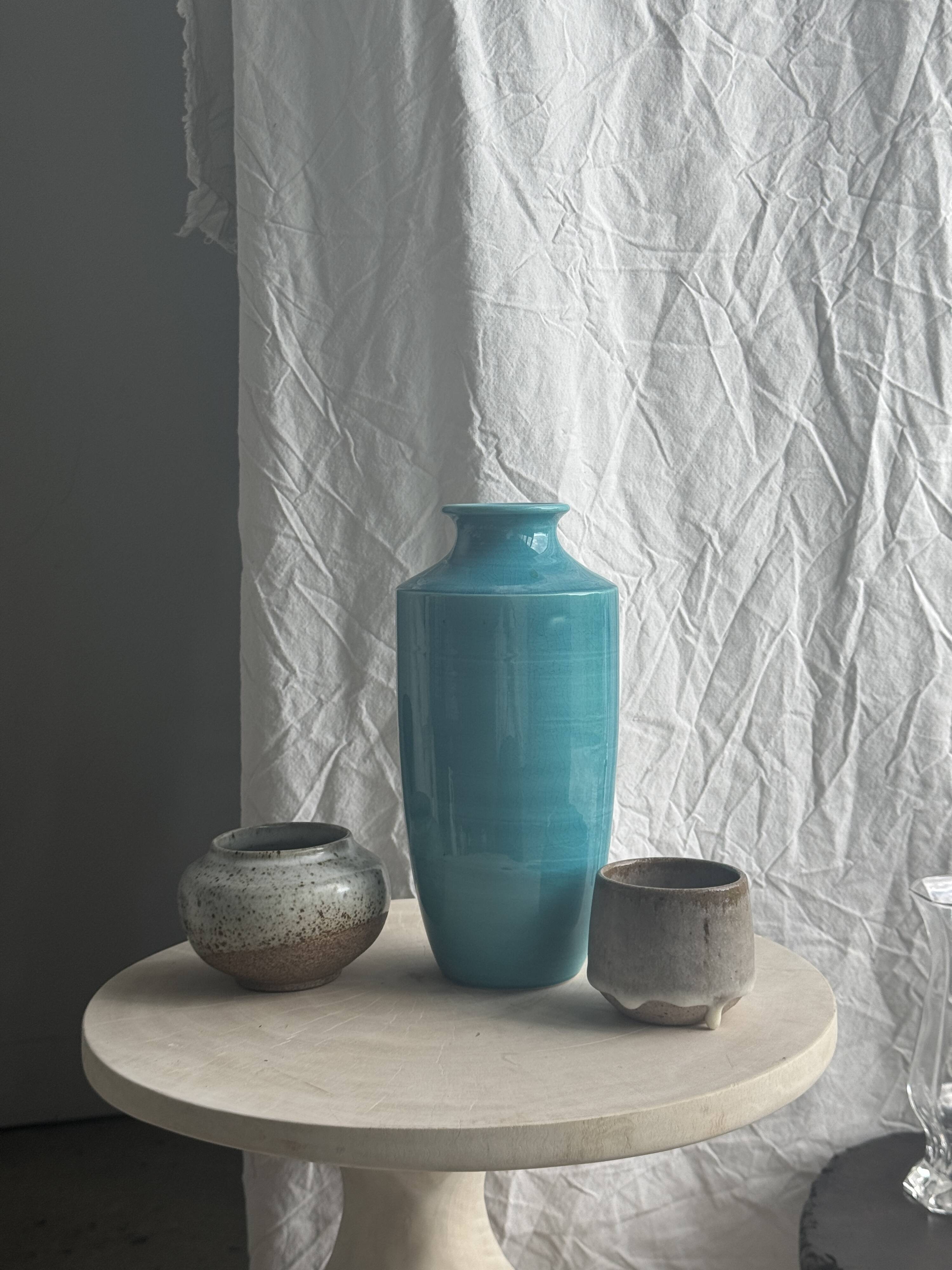 Turquoise blue vase H25.5