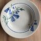 Lot de 4 assiettes creuses dépareillées