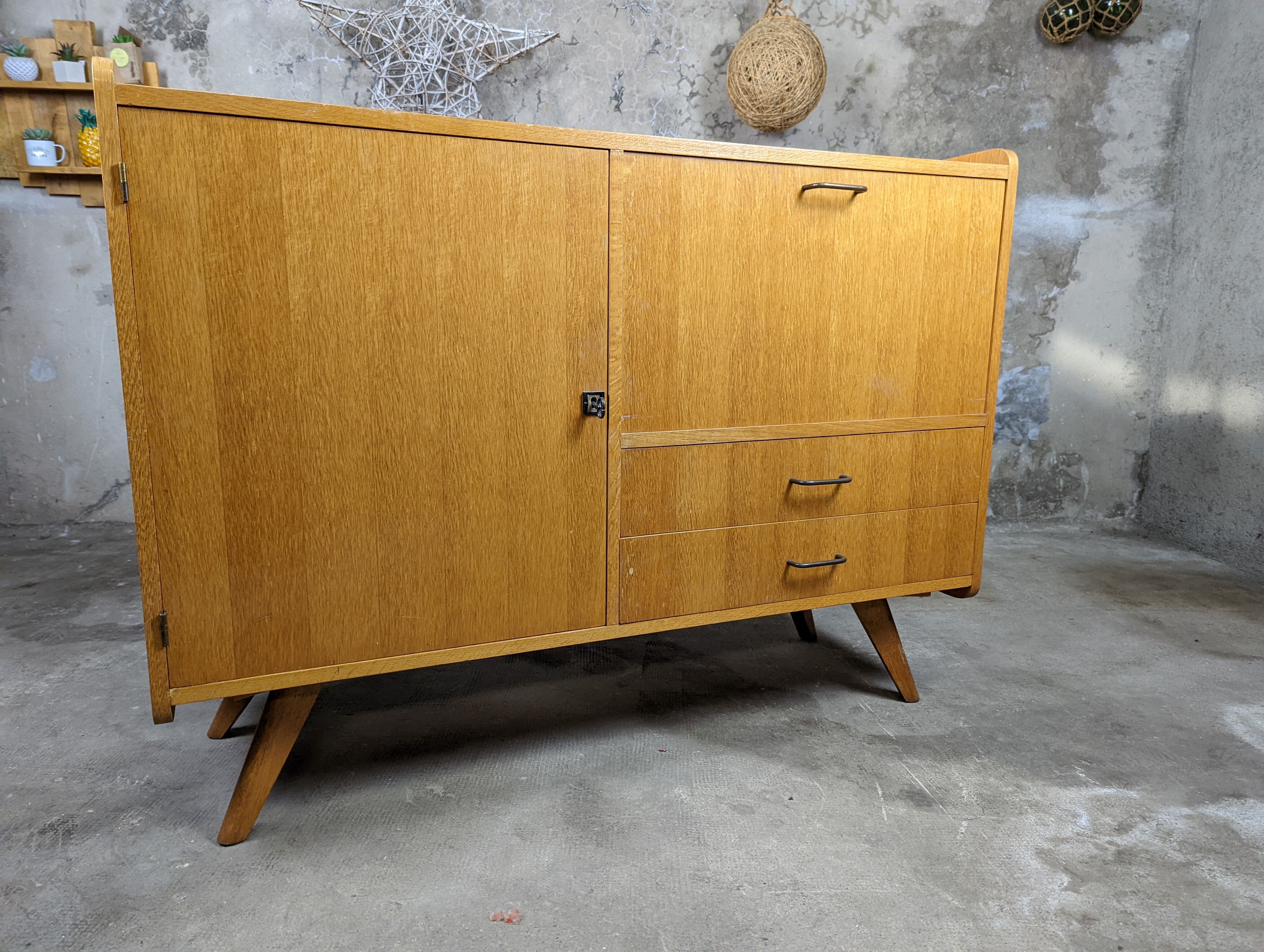 Enfilade foot compass