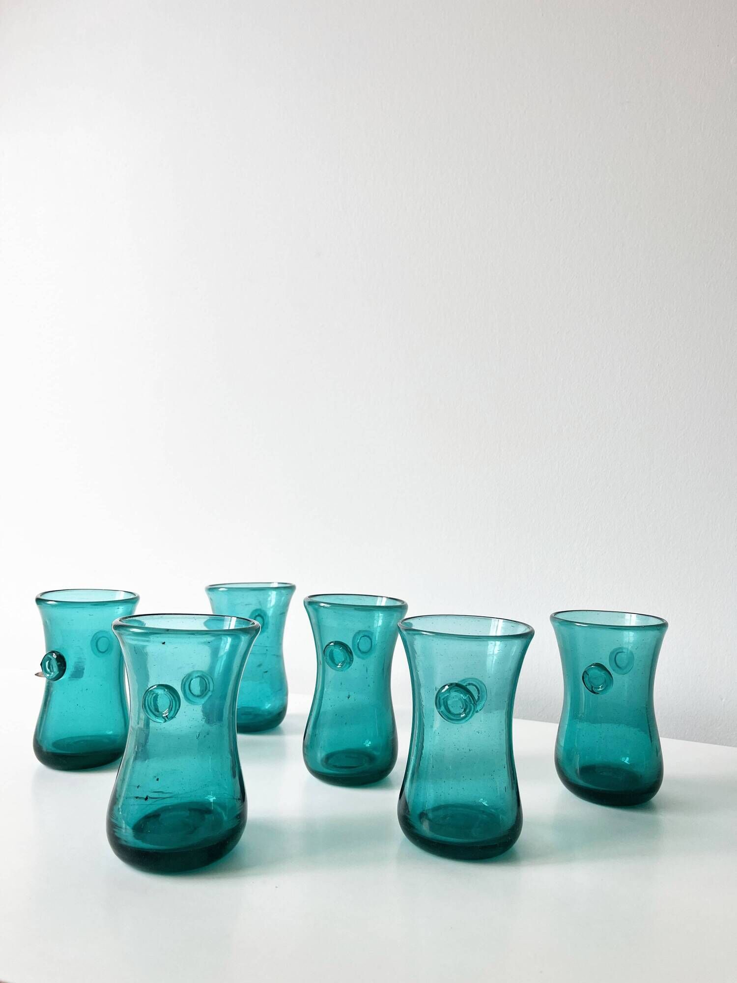 Set of bubble glass water glasses from the 1960s.