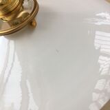 Paire de suspensions vintage en opaline blanche