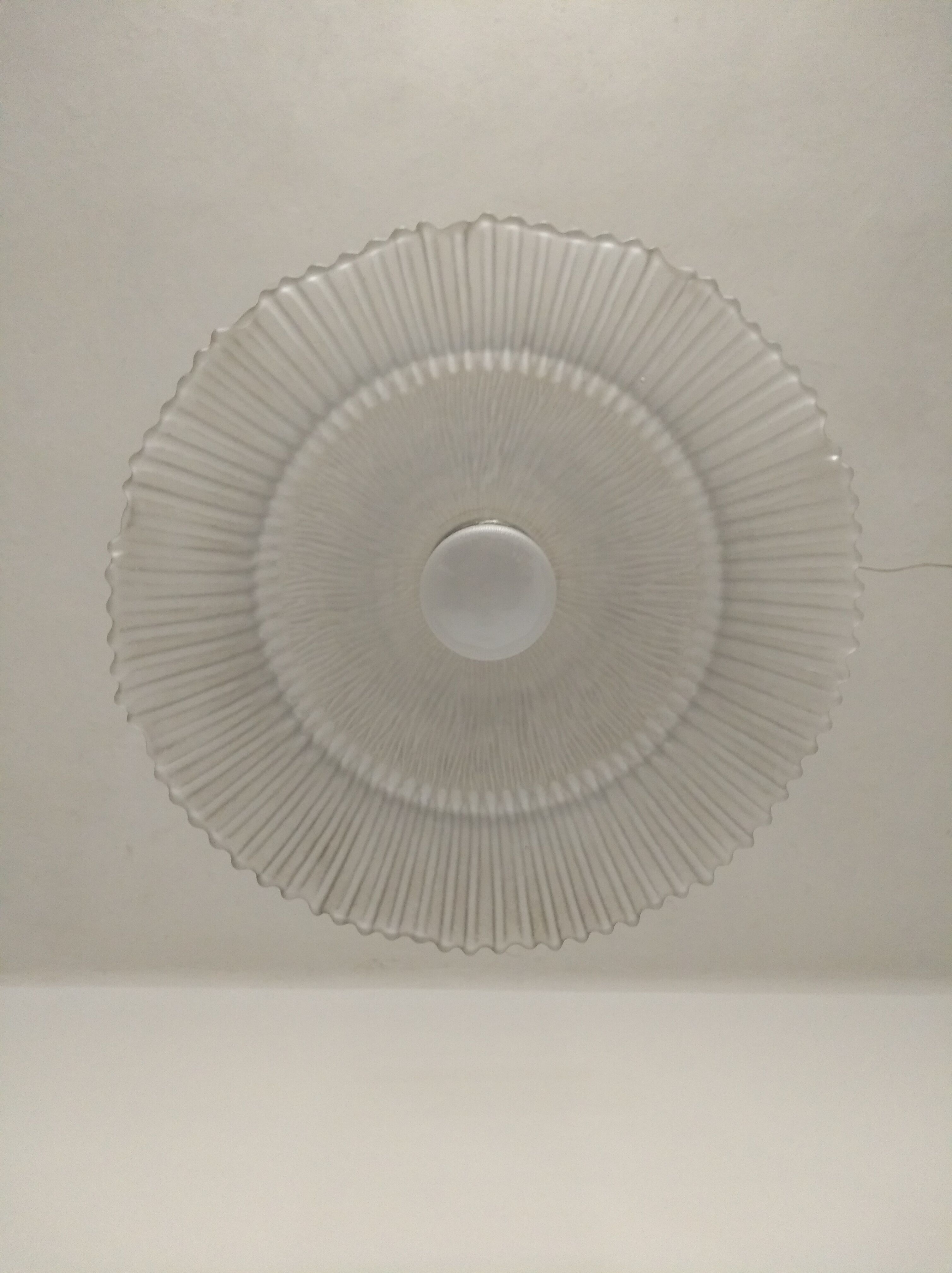 Vintage shortbread glass suspension