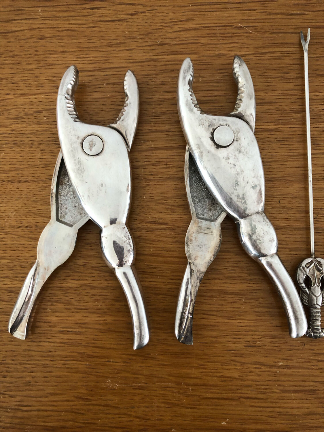 Vintage silver metal shellfish (lobster / crab) set