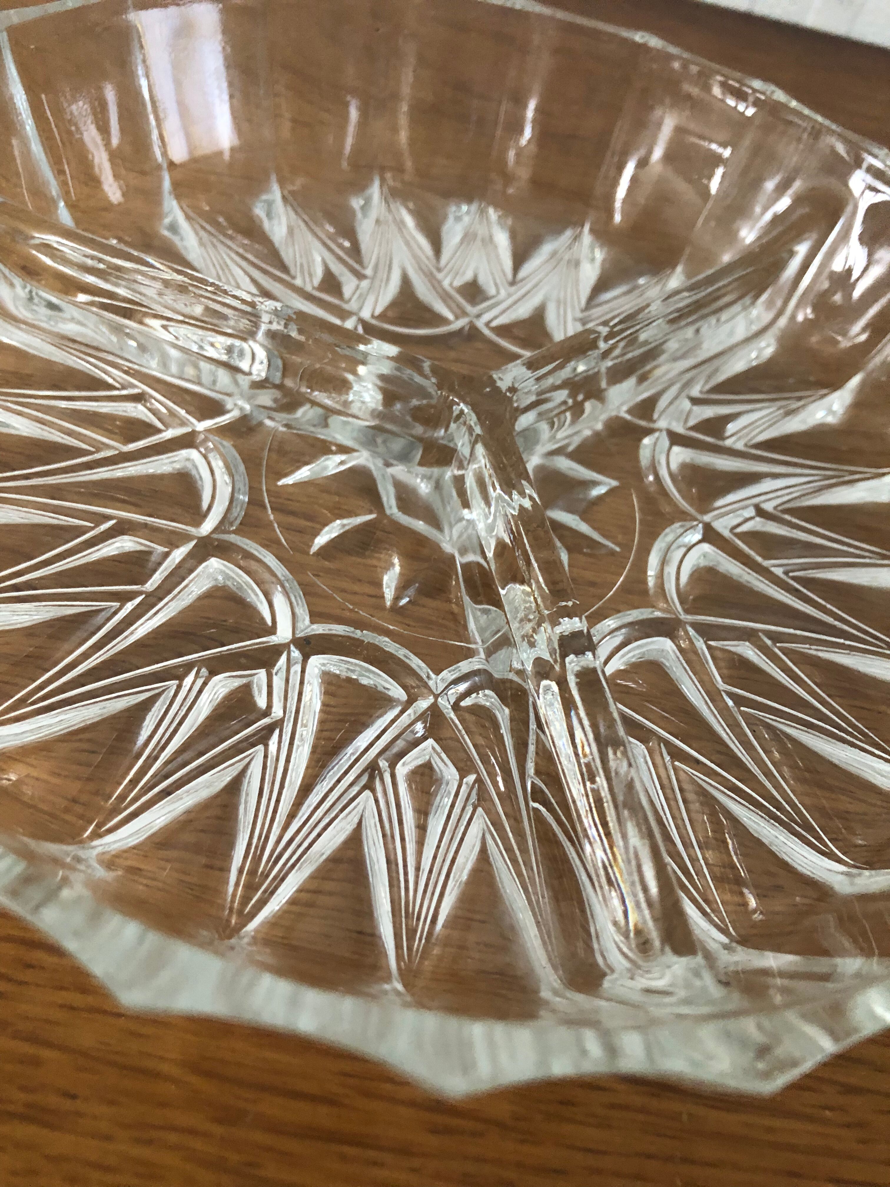 Cut glass aperitif cake dish