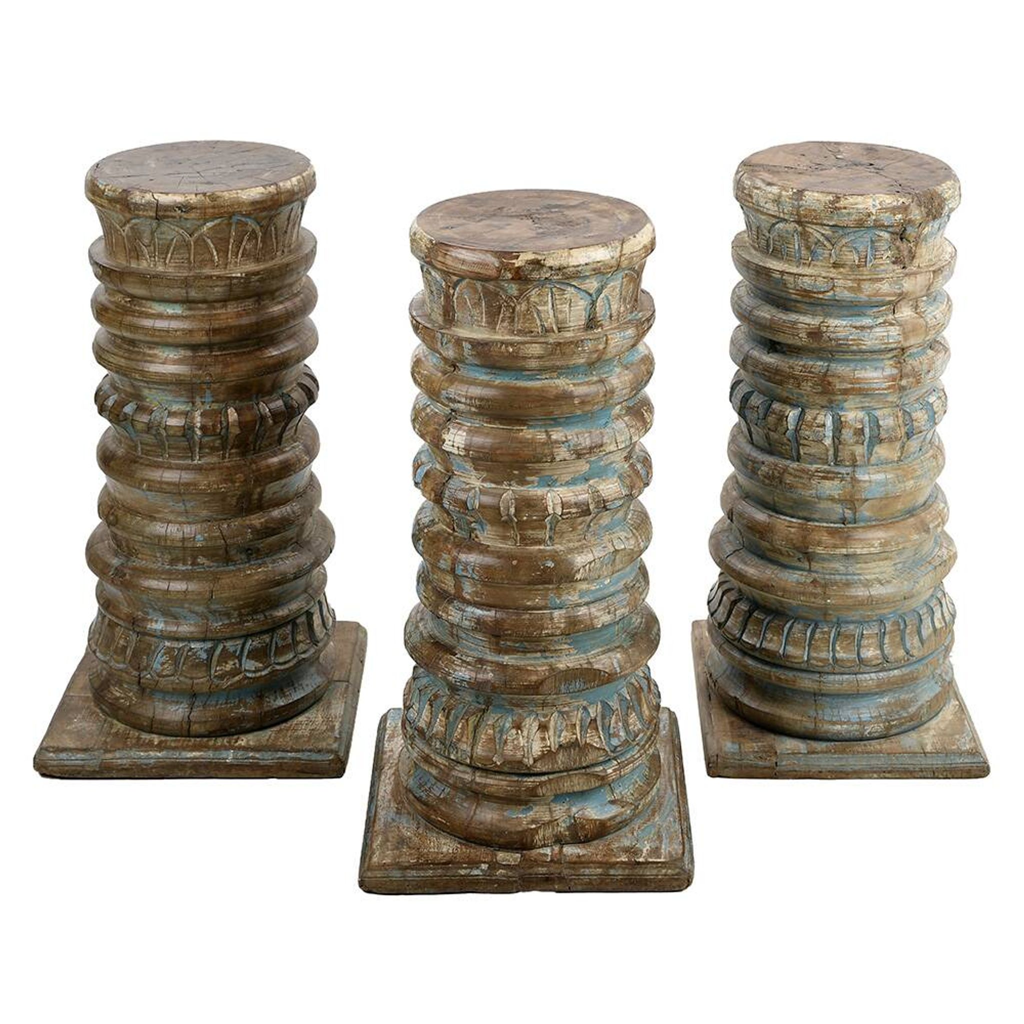 Colonne en bois massif patiné