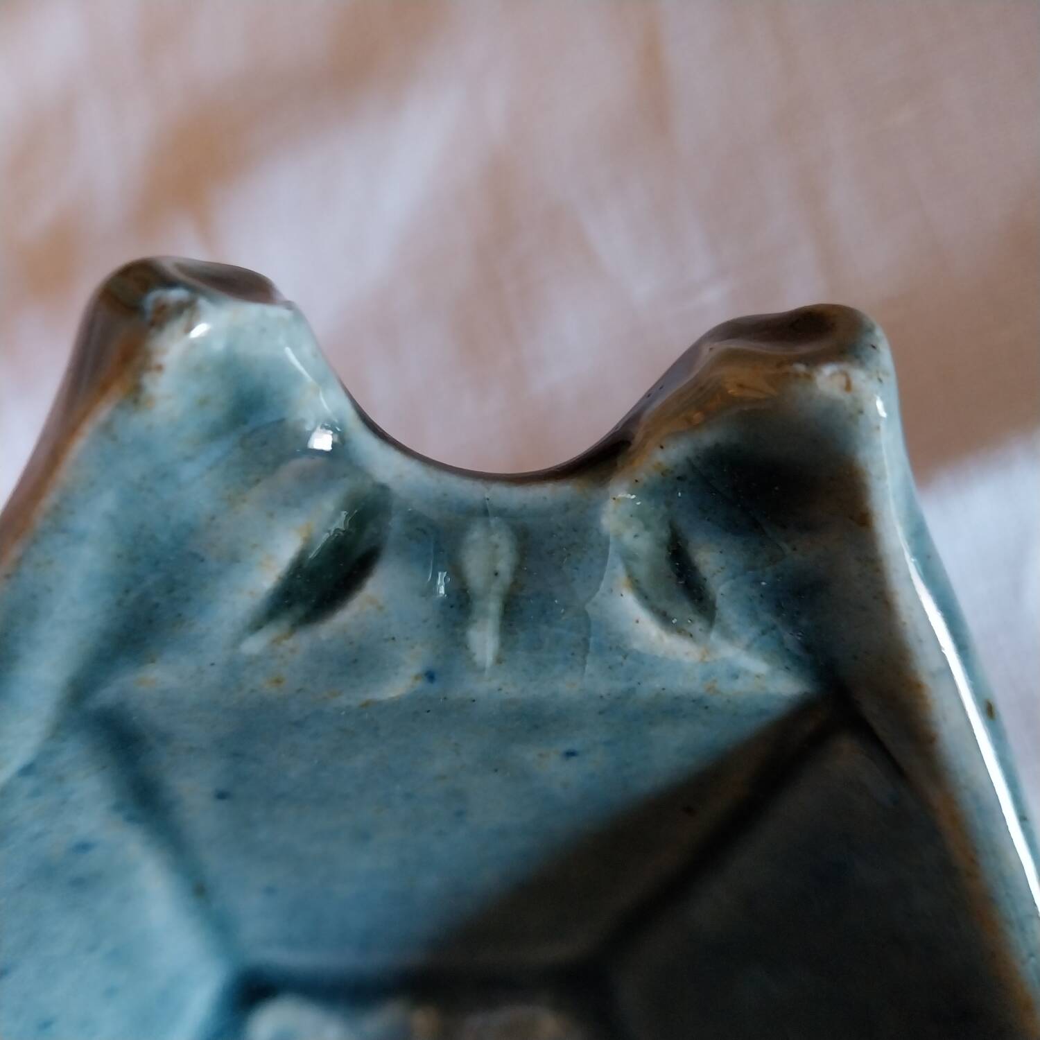 Enamelled ceramic pocket emptier signed Michel Delmotte