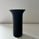 Vase en verre noir mat Habitat 1990