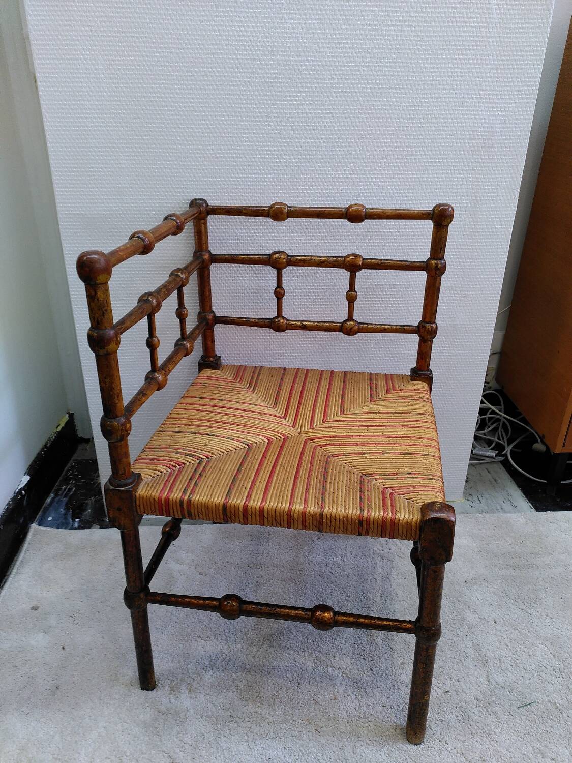 Wood and straw corner chair