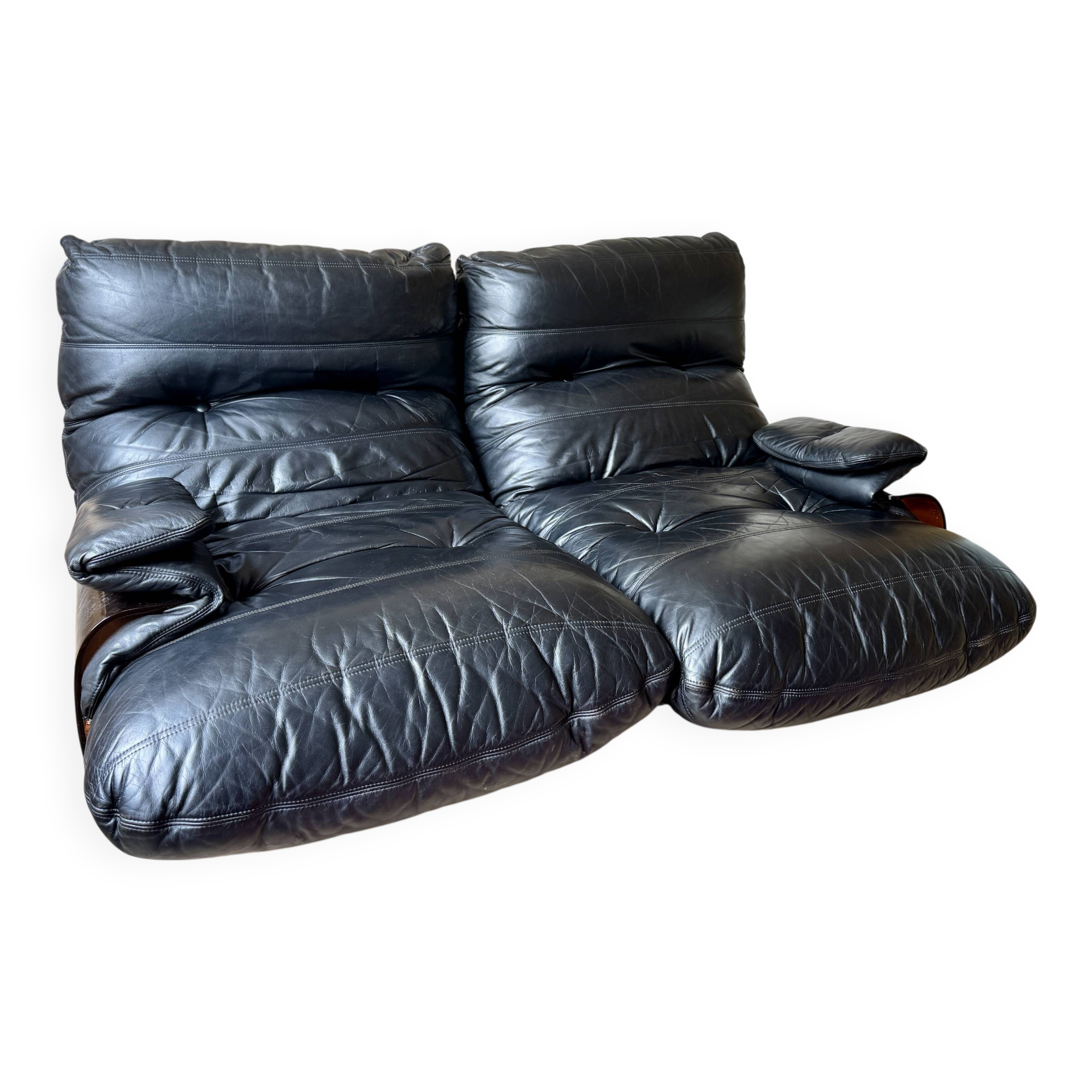 Marsala leather canapé by Michel Ducaroy