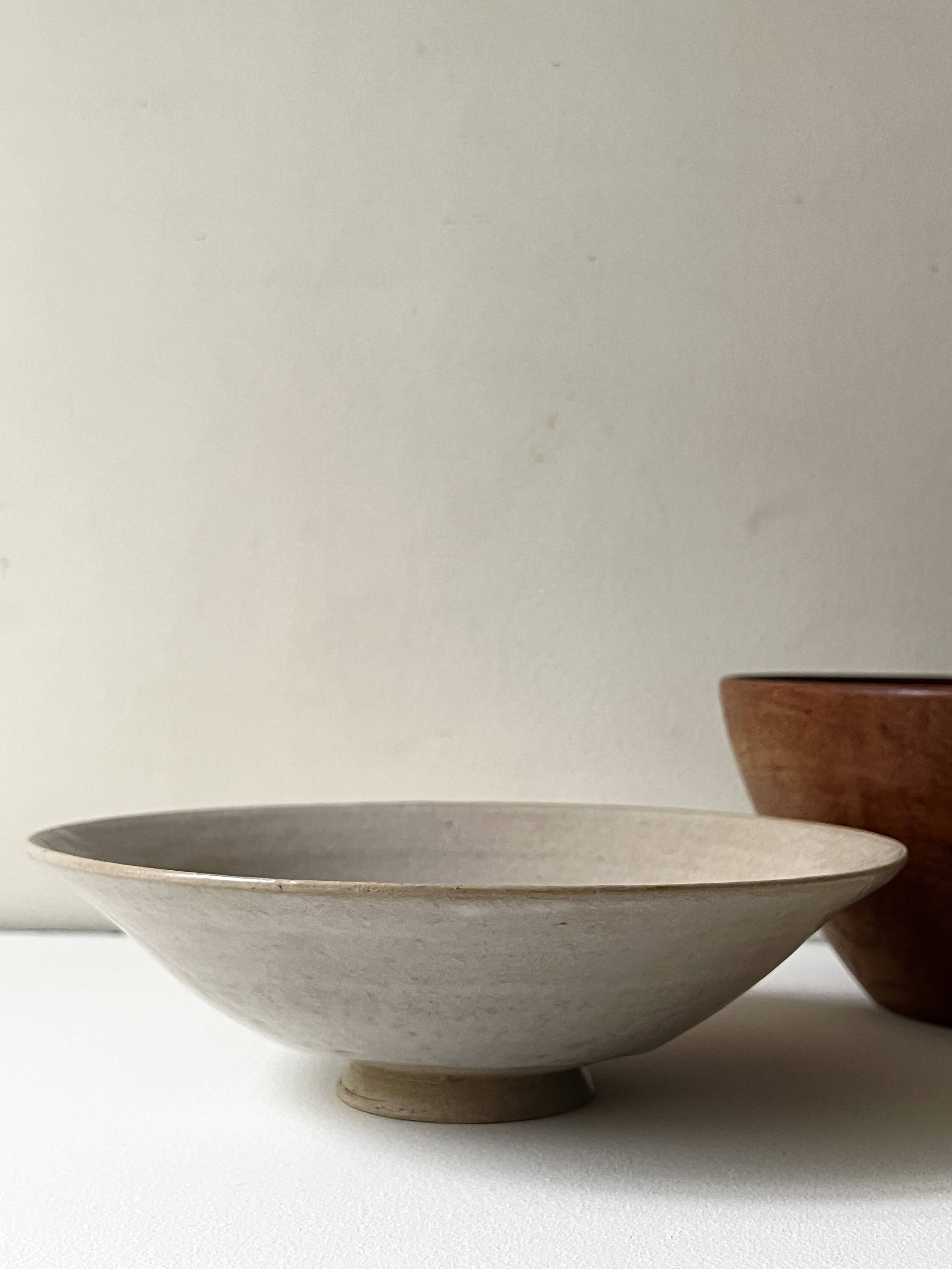 Turned stoneware bowl with crystallisation glaze, Japanese workshop work.