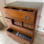 commode bateau cuir laiton bois exotique achetée en 1970.