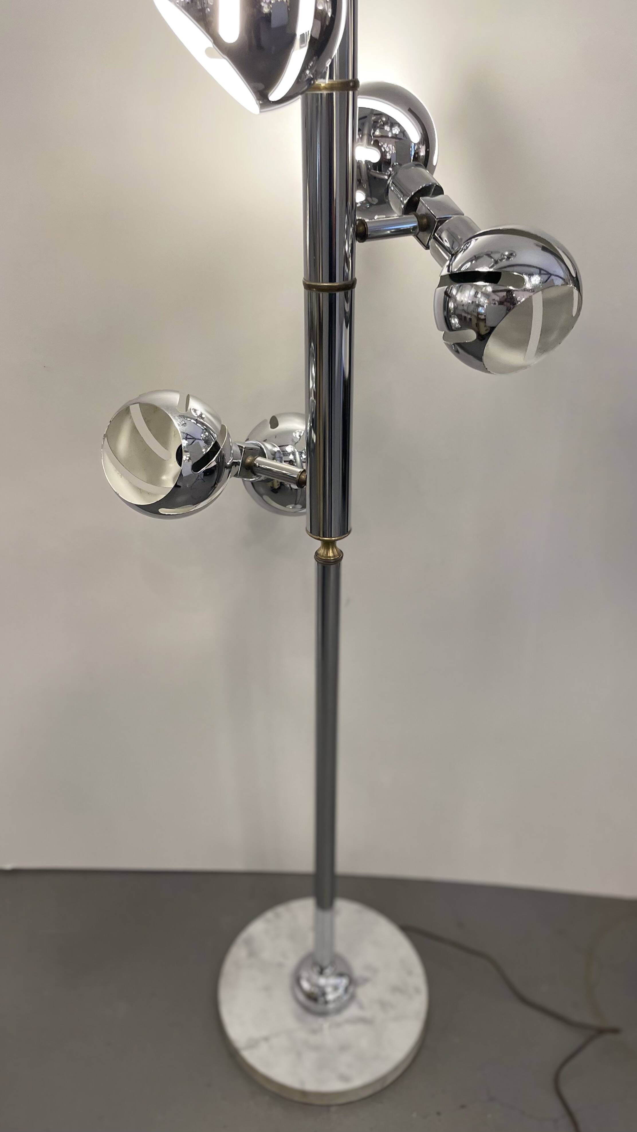Italian Space-Age Floor Lamp, 1970s