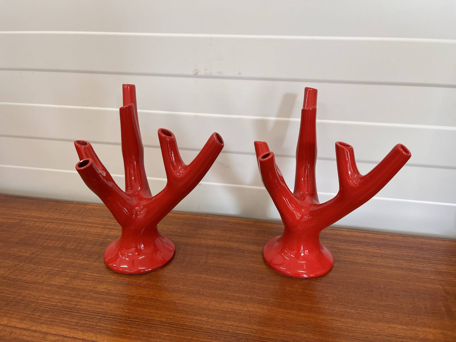 Set of two vintage “Alberello” coral vases