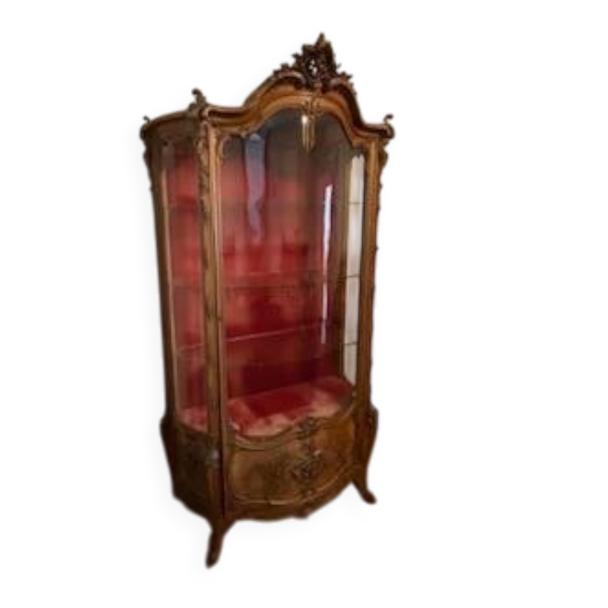 Large wooden display cabinet in Louis XV/rococo style with a strongly curved front.