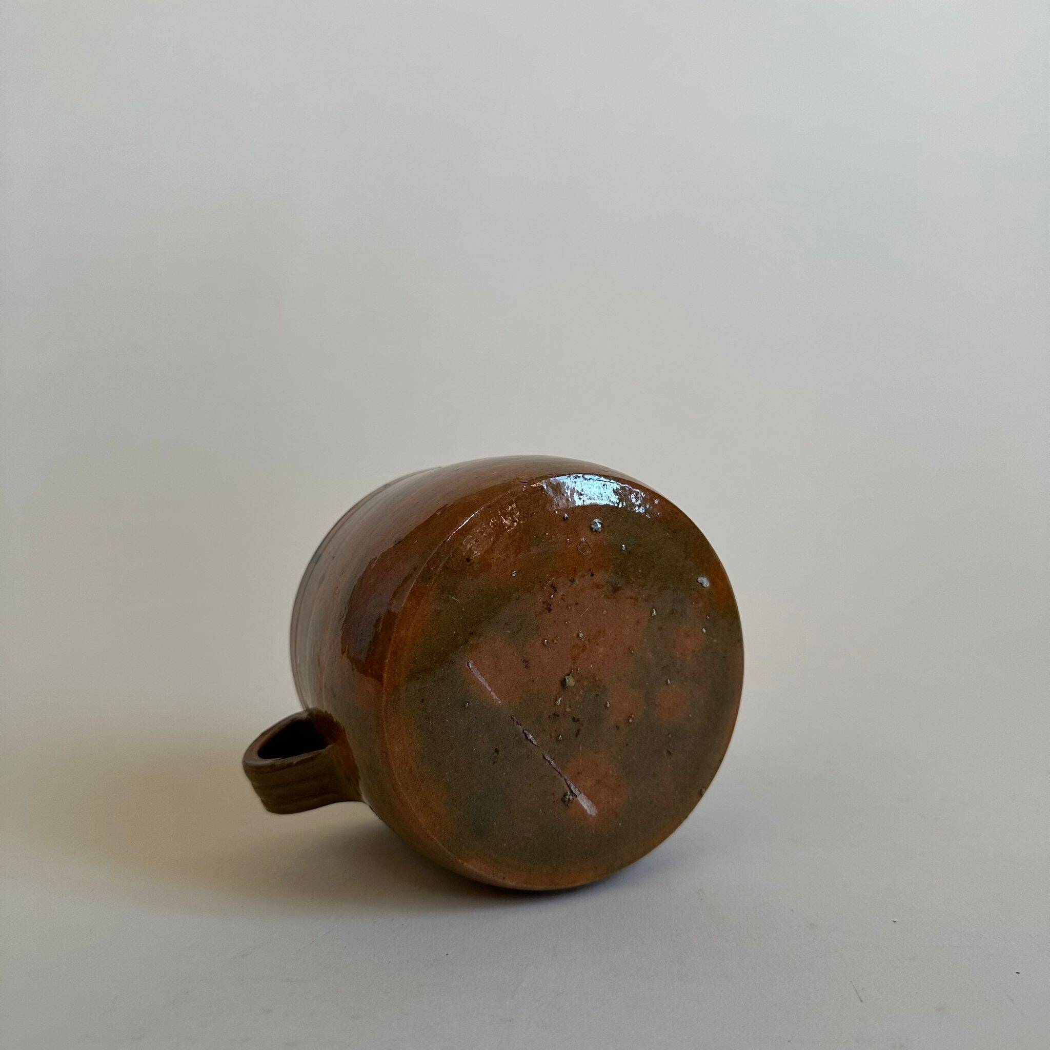 Glazed ceramic ear pot