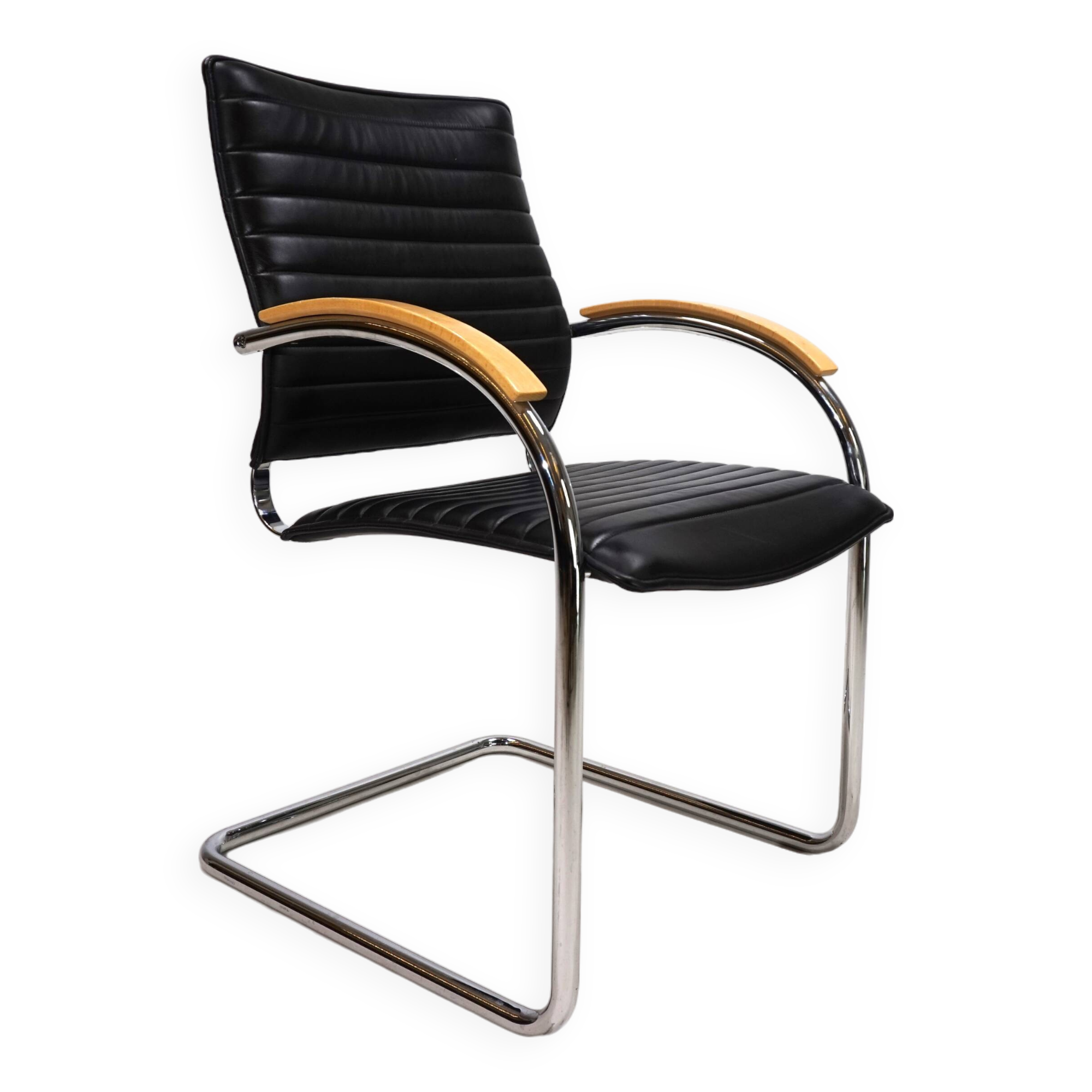 Chaise de salle à manger/conférence en cuir Thonet S74 par Josef Gorica, 1990