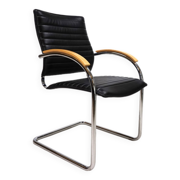Chaise de salle à manger/conférence en cuir Thonet S74 par Josef Gorica, 1990
