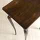 Table d'appoint pieds galbés