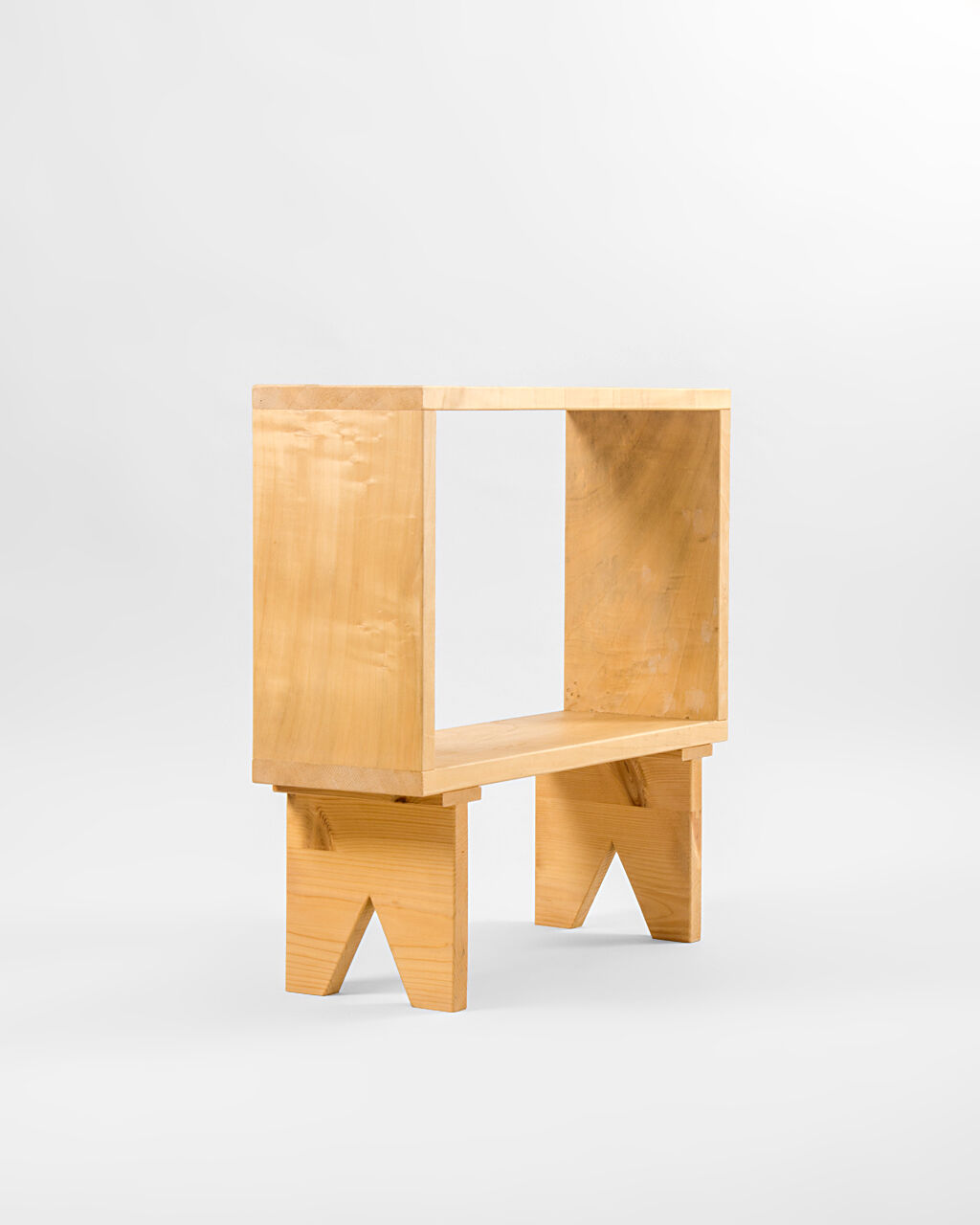 Linden wood sideboard