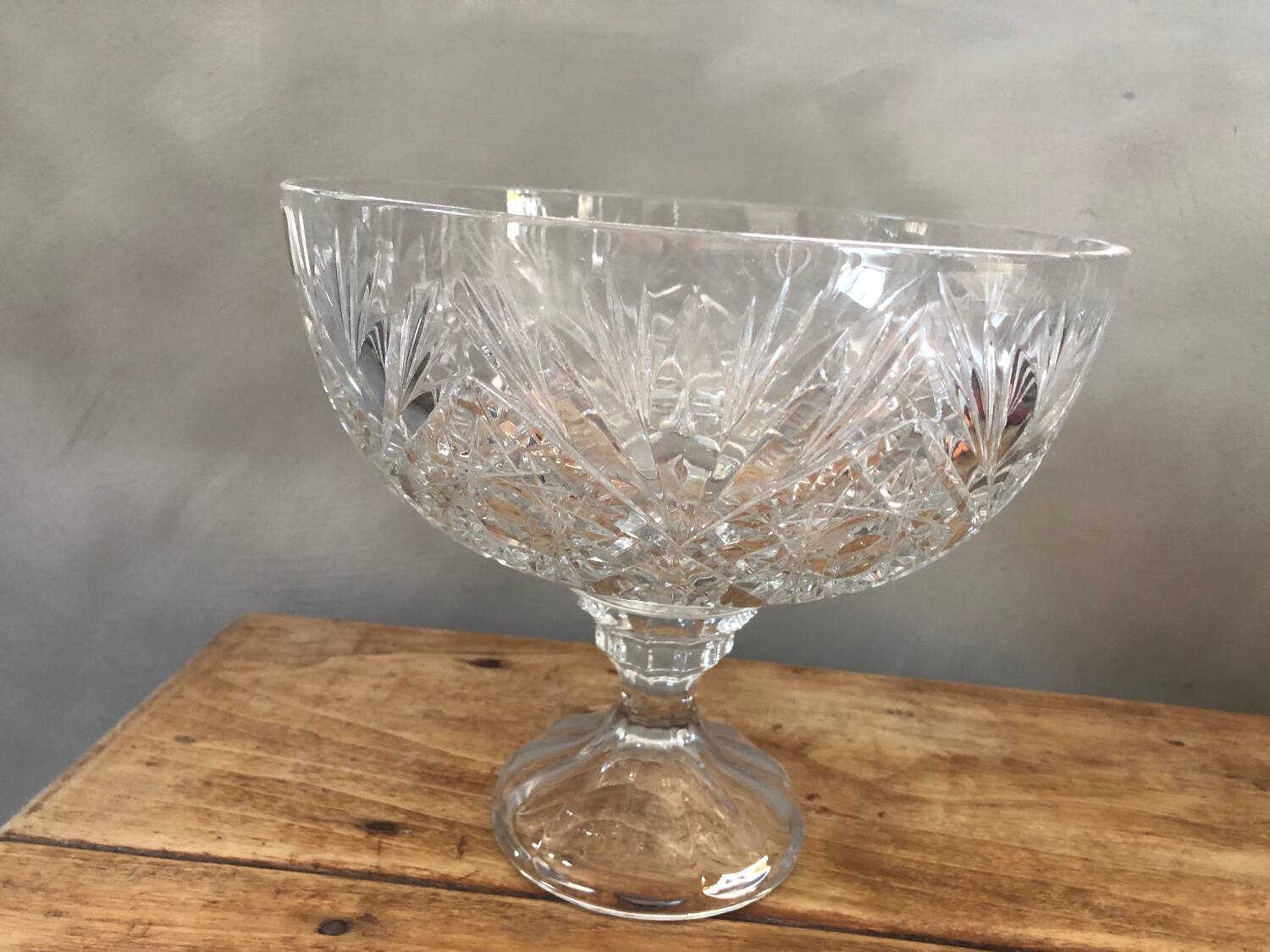 Crystal cup, handmade, chiseled.