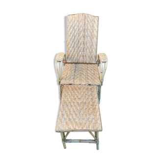 Rattan chaise longue