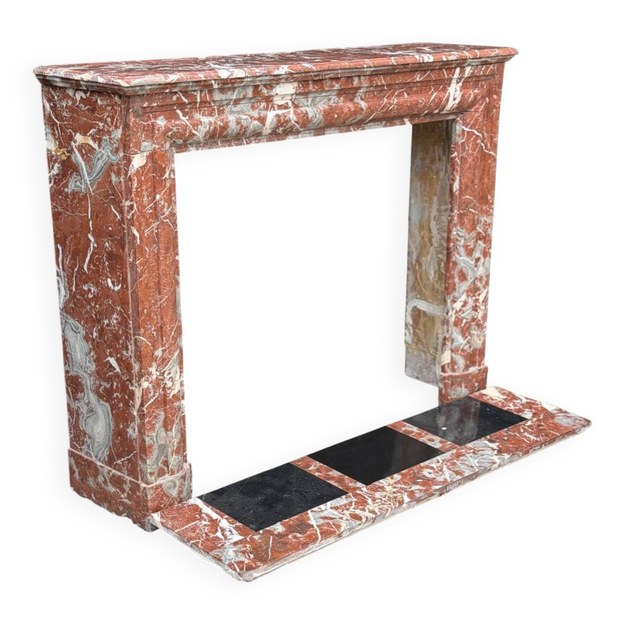 Louis XIV style fireplace in Rance marble, circa 1880.