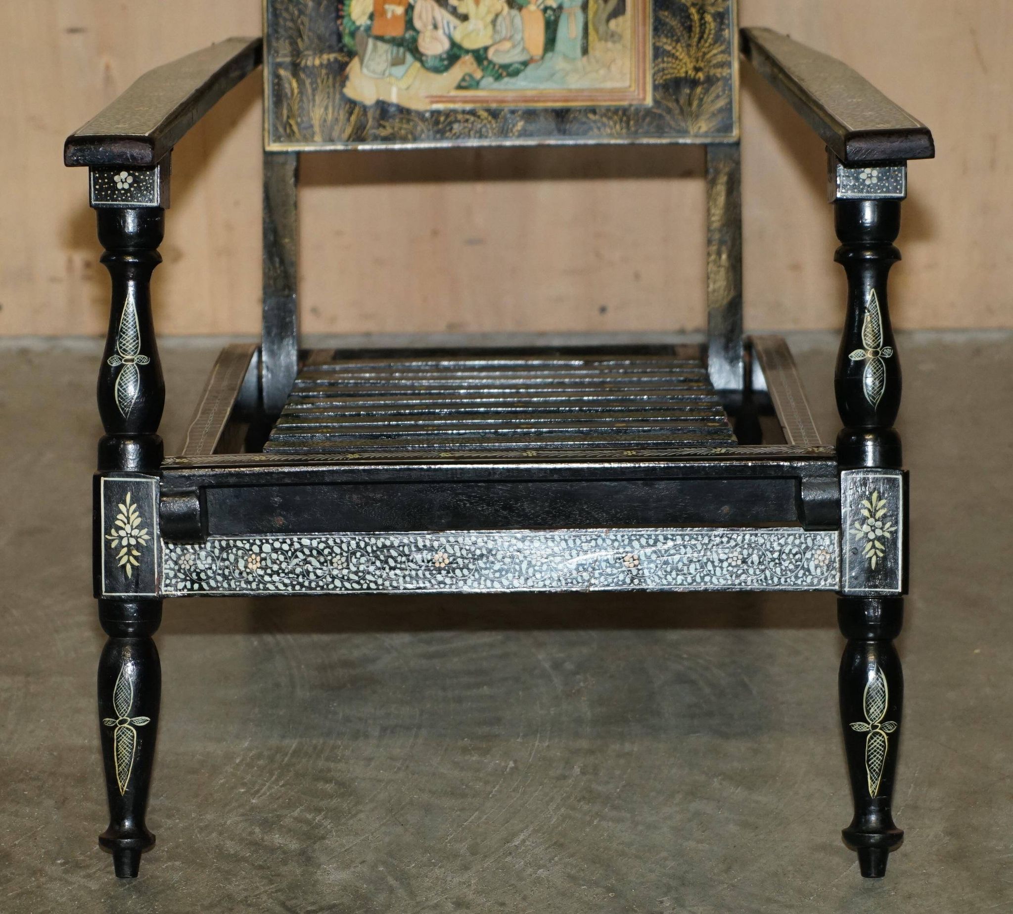 Fauteuil pliant anglo-indien vintage peint à la main